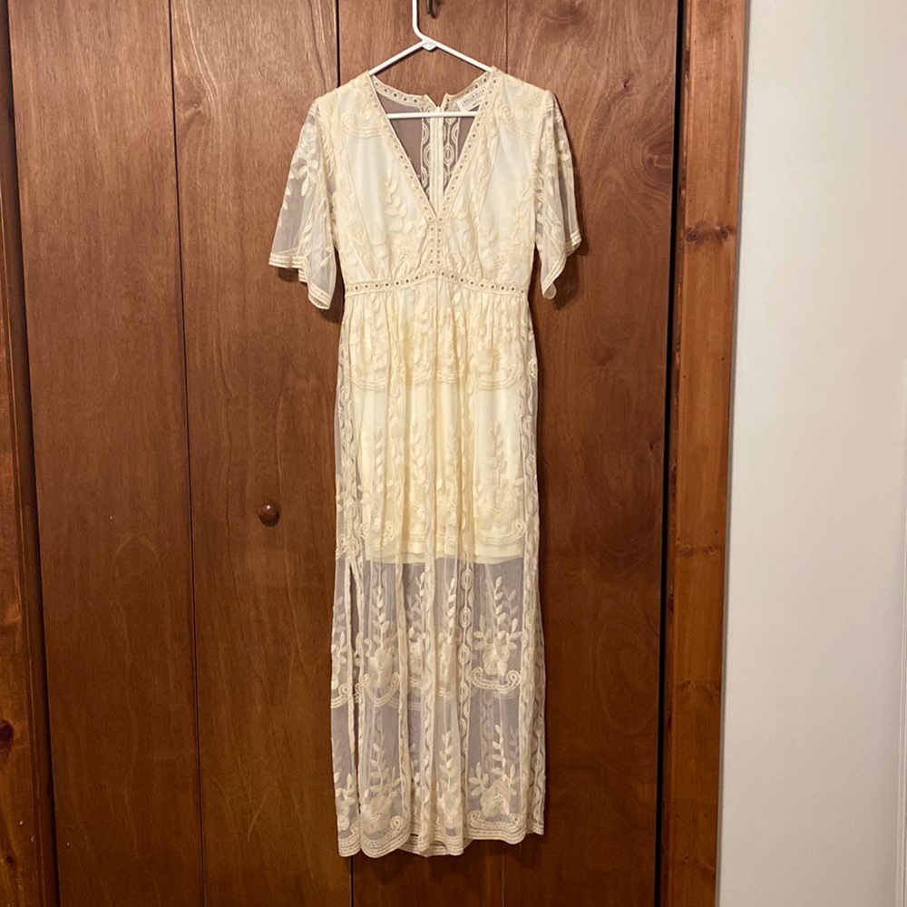 Beautiful lace Bella Ella “light my fire” dress.